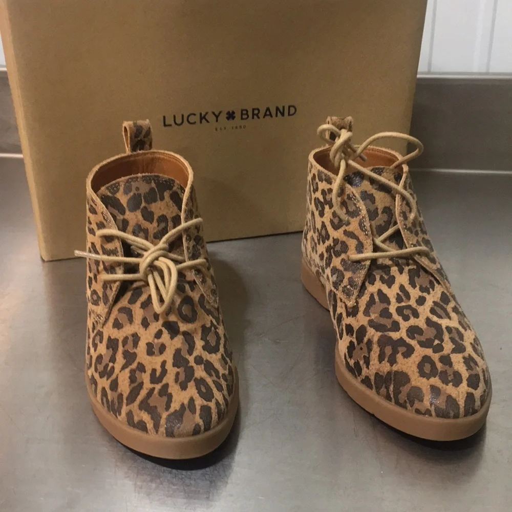 New Lucky Brand Leopard Print Suede Chukka Boots - Tan/Brown